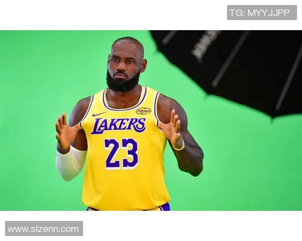 詹姆斯在比赛中受伤，成为湖人失利不可承受之重