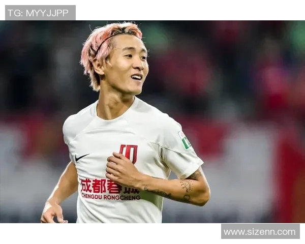 韦世豪在中超赛场展现头球绝技引发球迷热议与赞叹